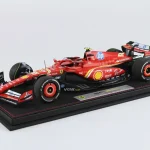 Ferrari F1 SF-24 55 Monaco GP 2024 C. Sainz (vitrinnel) Limitált Akció